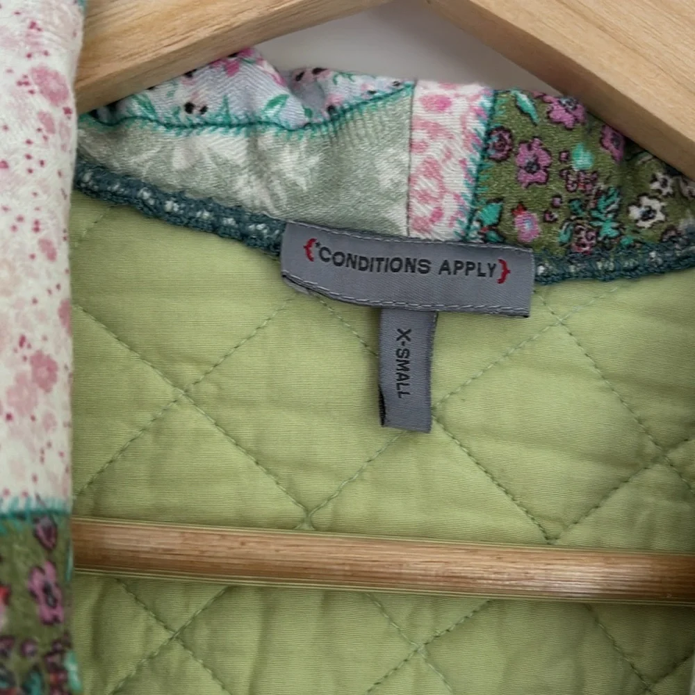 :Price Firm: Anthropologie Conditions Apply Printed Quilted Jacket in Green - Picture 9 of 13